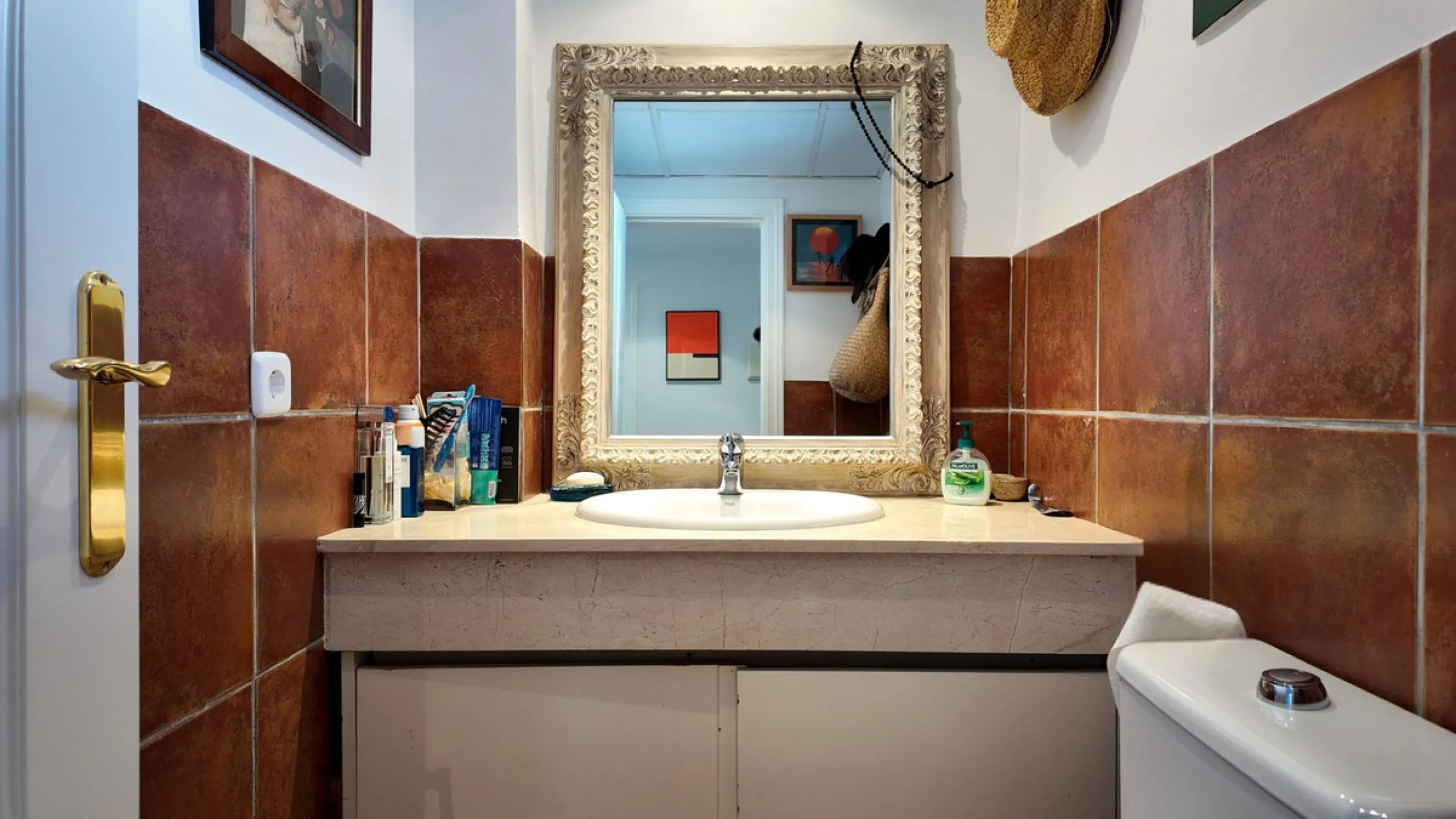 Welcome to Urbanisation Las Arenas, one of San Pedro's most sought-after beachside communities.