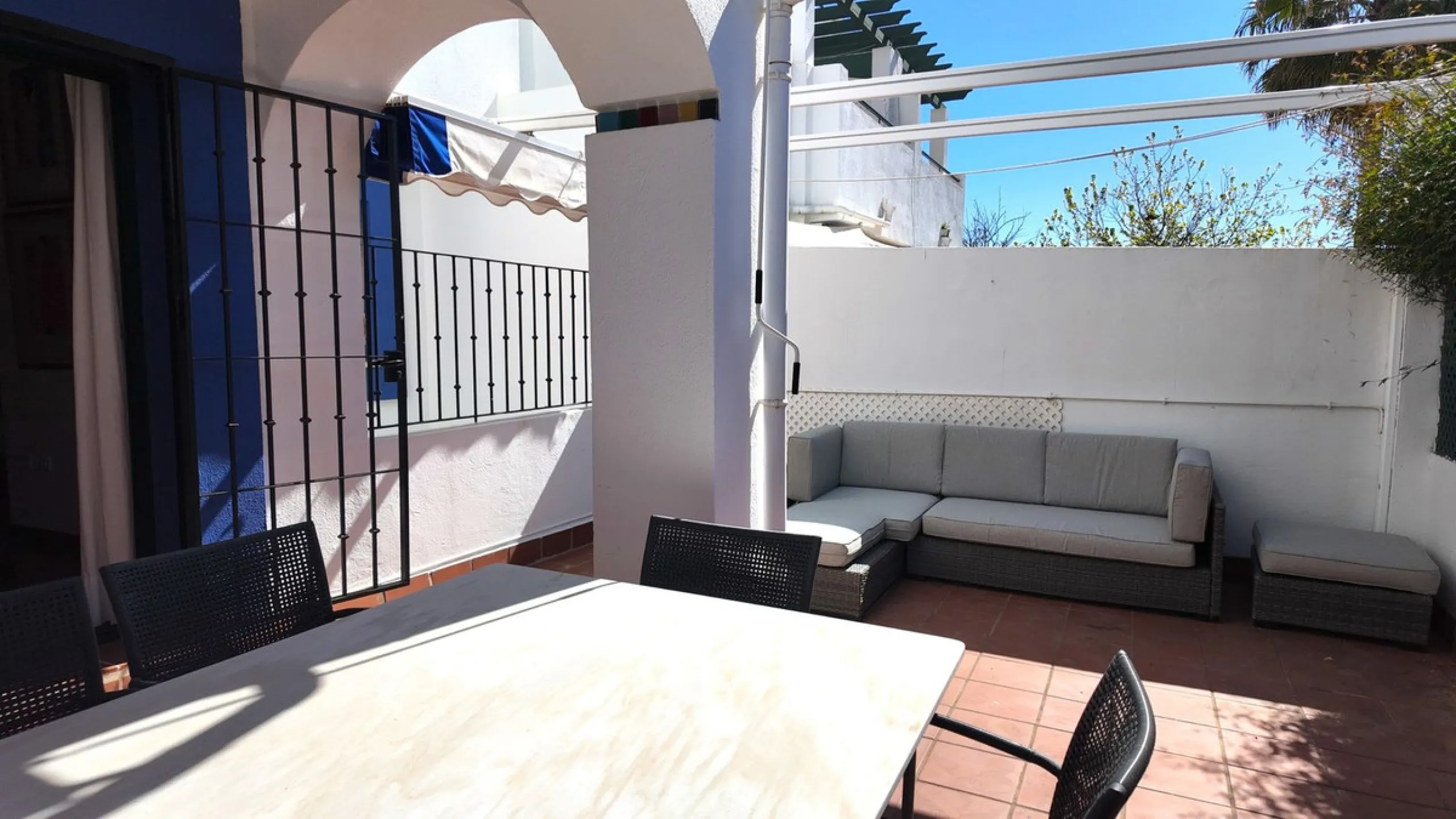 Welcome to Urbanisation Las Arenas, one of San Pedro's most sought-after beachside communities.