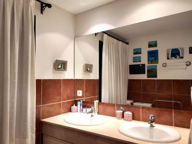 Welcome to Urbanisation Las Arenas, one of San Pedro's most sought-after beachside communities.