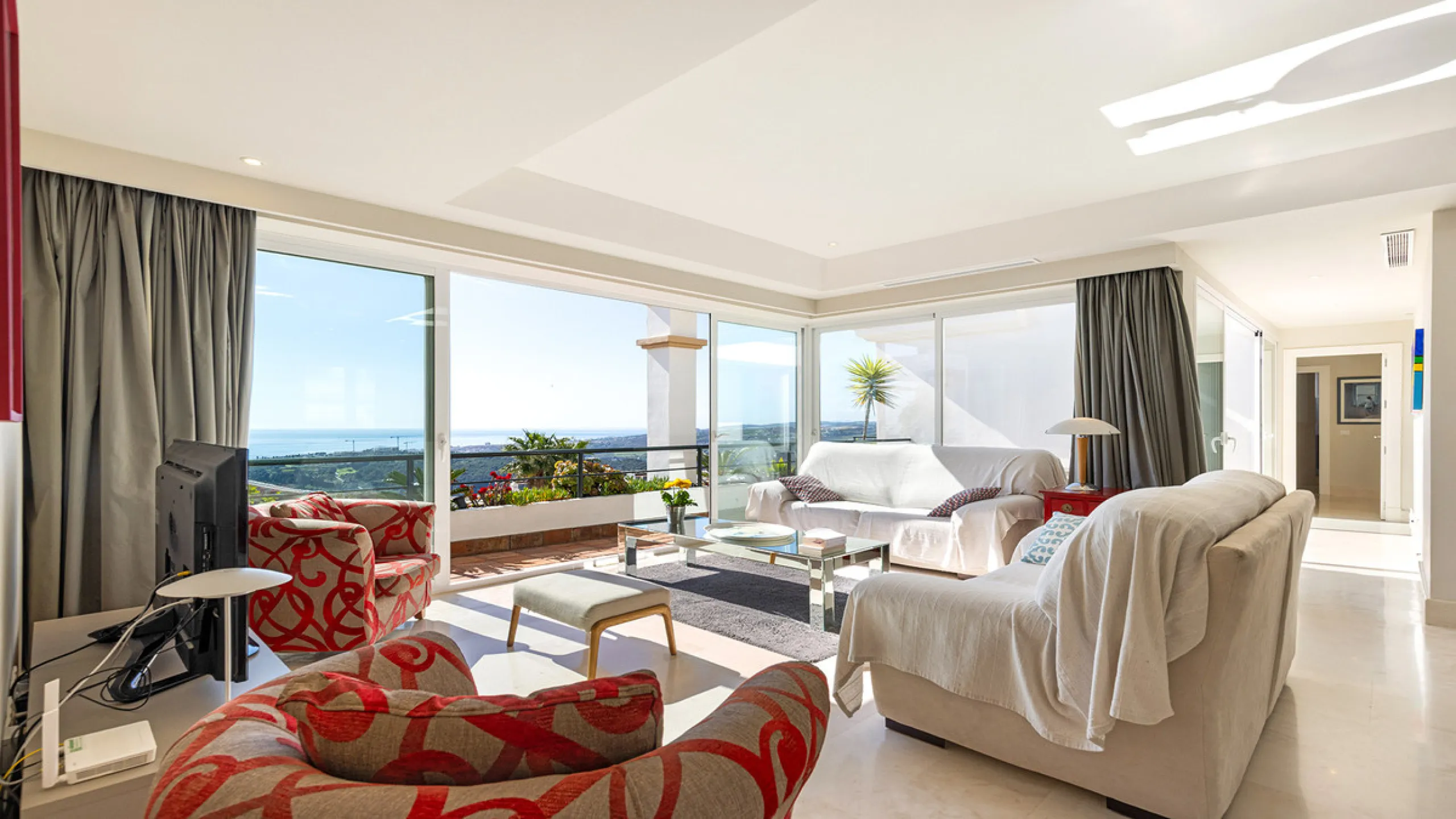 Apartment - Penthouse в продаже в Casares, Málaga. В доме 3 спален и 3 ванных комнат. Площадь дома 179 м²