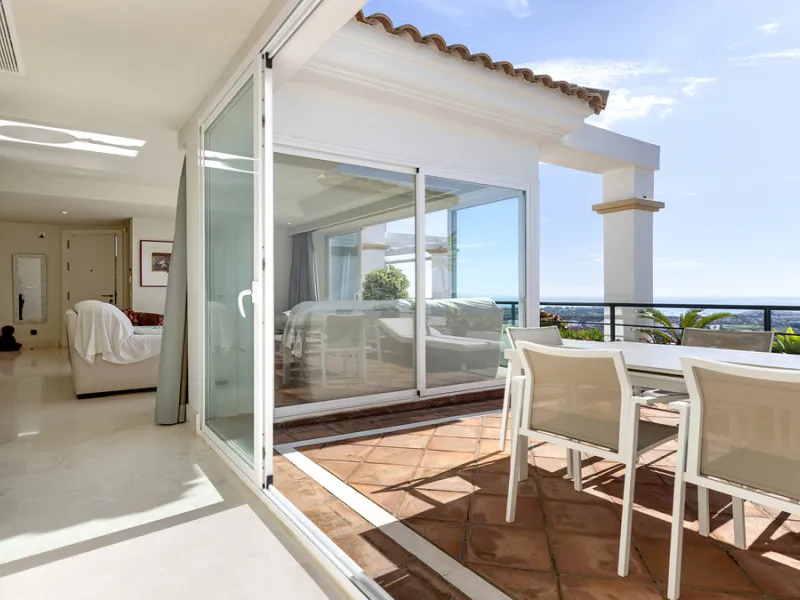Apartment - Penthouse в продаже в Casares, Málaga. В доме 3 спален и 3 ванных комнат. Площадь дома 179 м²