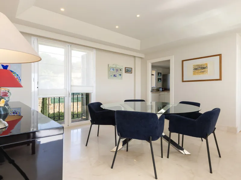 Apartment - Penthouse в продаже в Casares, Málaga. В доме 3 спален и 3 ванных комнат. Площадь дома 179 м²