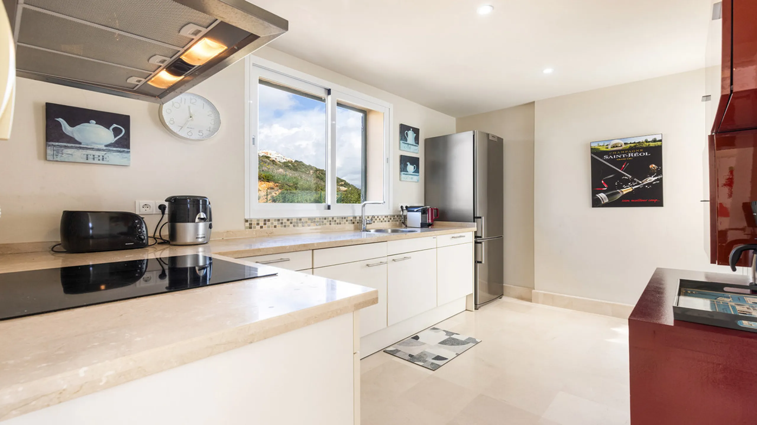 Apartment - Penthouse в продаже в Casares, Málaga. В доме 3 спален и 3 ванных комнат. Площадь дома 179 м²