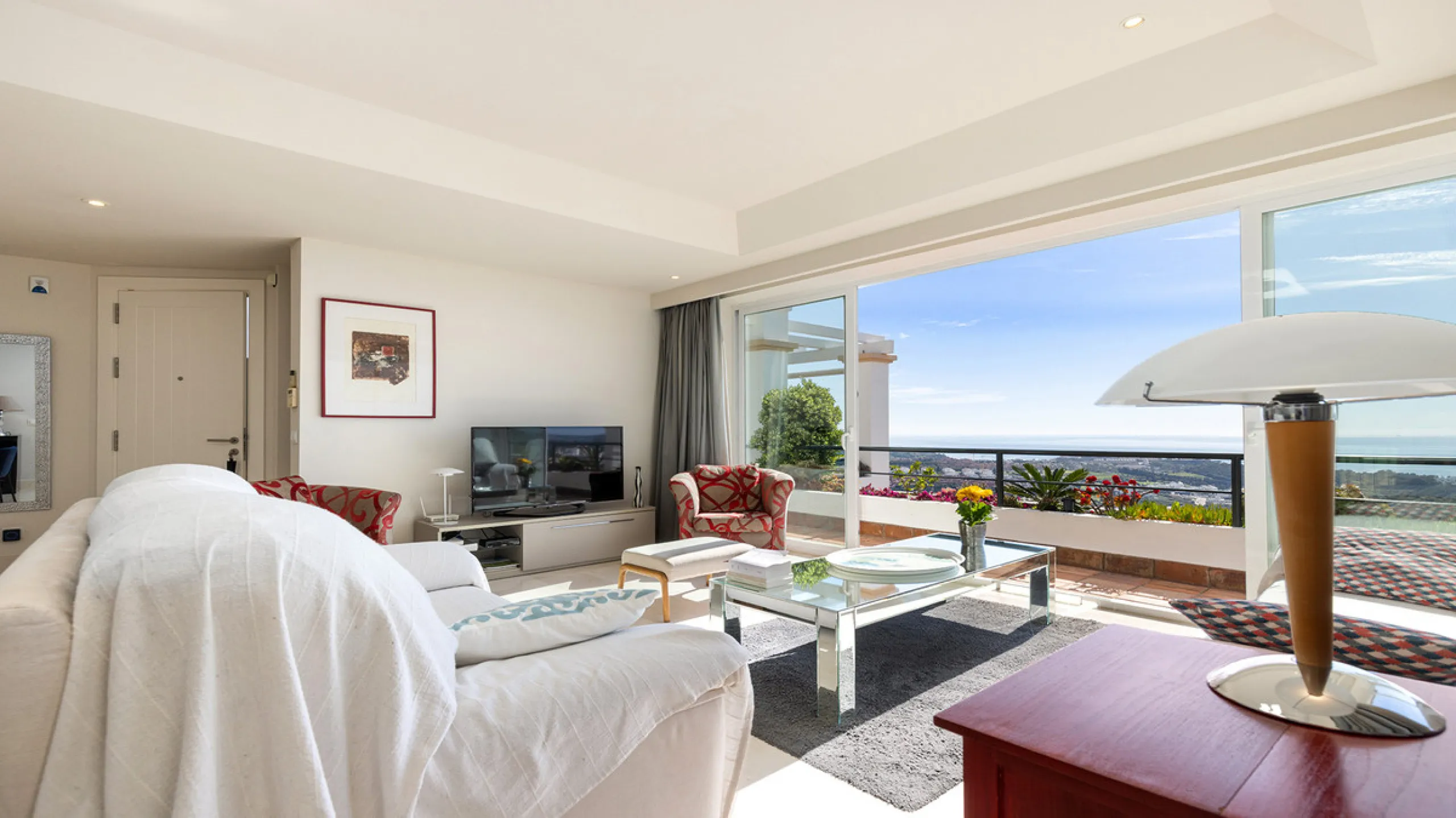 Apartment - Penthouse в продаже в Casares, Málaga. В доме 3 спален и 3 ванных комнат. Площадь дома 179 м²