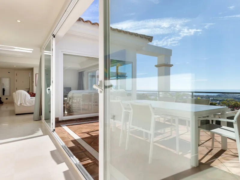 Apartment - Penthouse в продаже в Casares, Málaga. В доме 3 спален и 3 ванных комнат. Площадь дома 179 м²