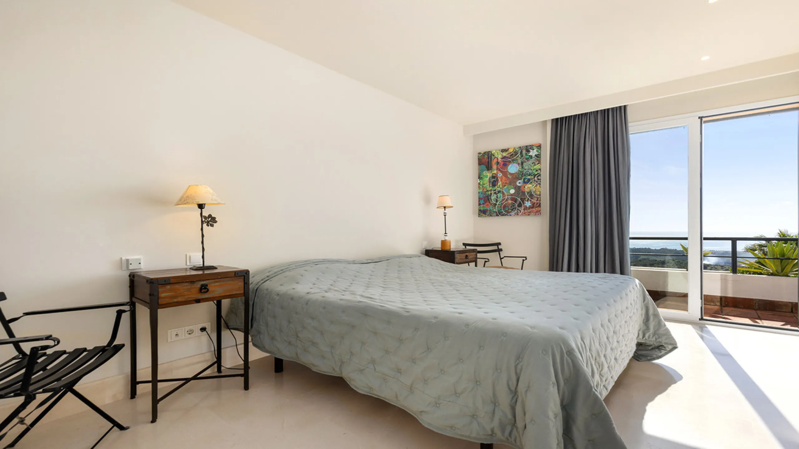 Apartment - Penthouse в продаже в Casares, Málaga. В доме 3 спален и 3 ванных комнат. Площадь дома 179 м²