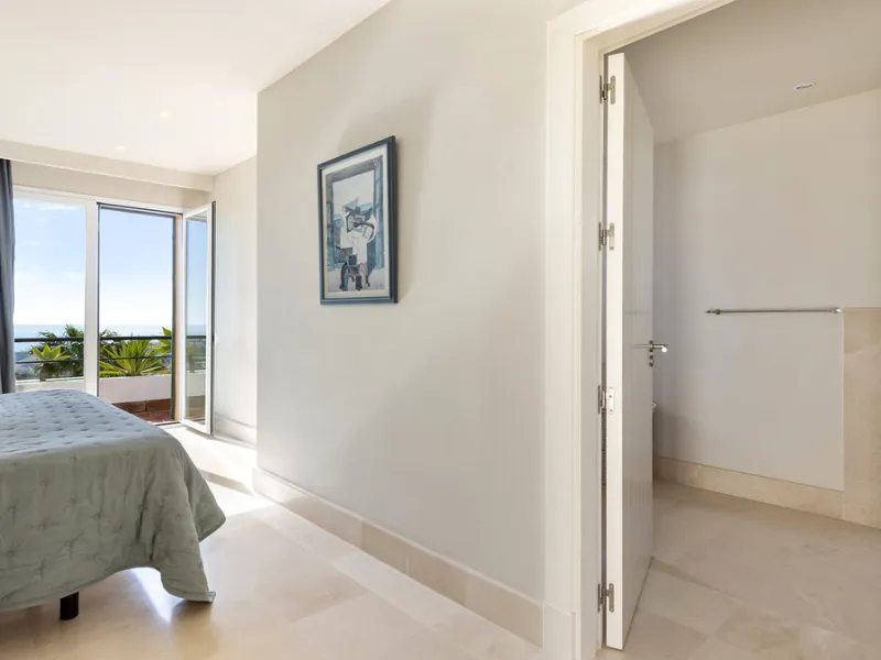 Apartment - Penthouse в продаже в Casares, Málaga. В доме 3 спален и 3 ванных комнат. Площадь дома 179 м²