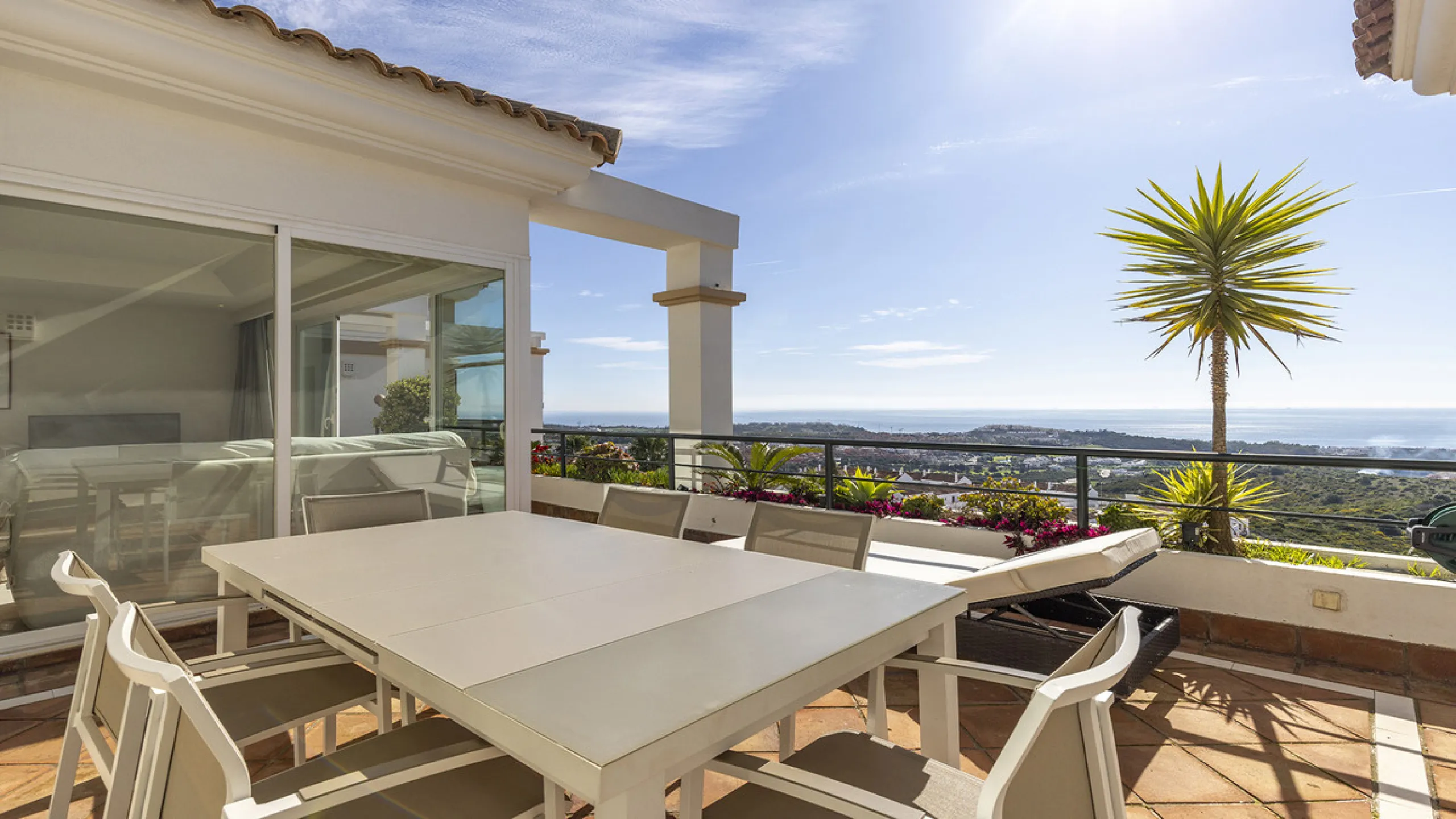 Apartment - Penthouse в продаже в Casares, Málaga. В доме 3 спален и 3 ванных комнат. Площадь дома 179 м²