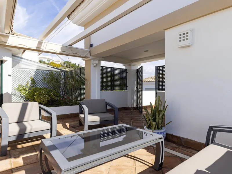 Apartment - Penthouse в продаже в Casares, Málaga. В доме 3 спален и 3 ванных комнат. Площадь дома 179 м²