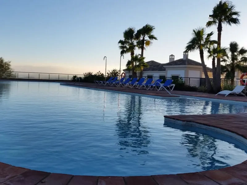 Apartment - Penthouse в продаже в Casares, Málaga. В доме 3 спален и 3 ванных комнат. Площадь дома 179 м²
