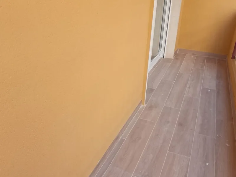 Apartment - Middle Floor Apartment в продаже в Fuengirola, Málaga. В доме 3 спален и 1 ванных комнат. Площадь дома 100 м²