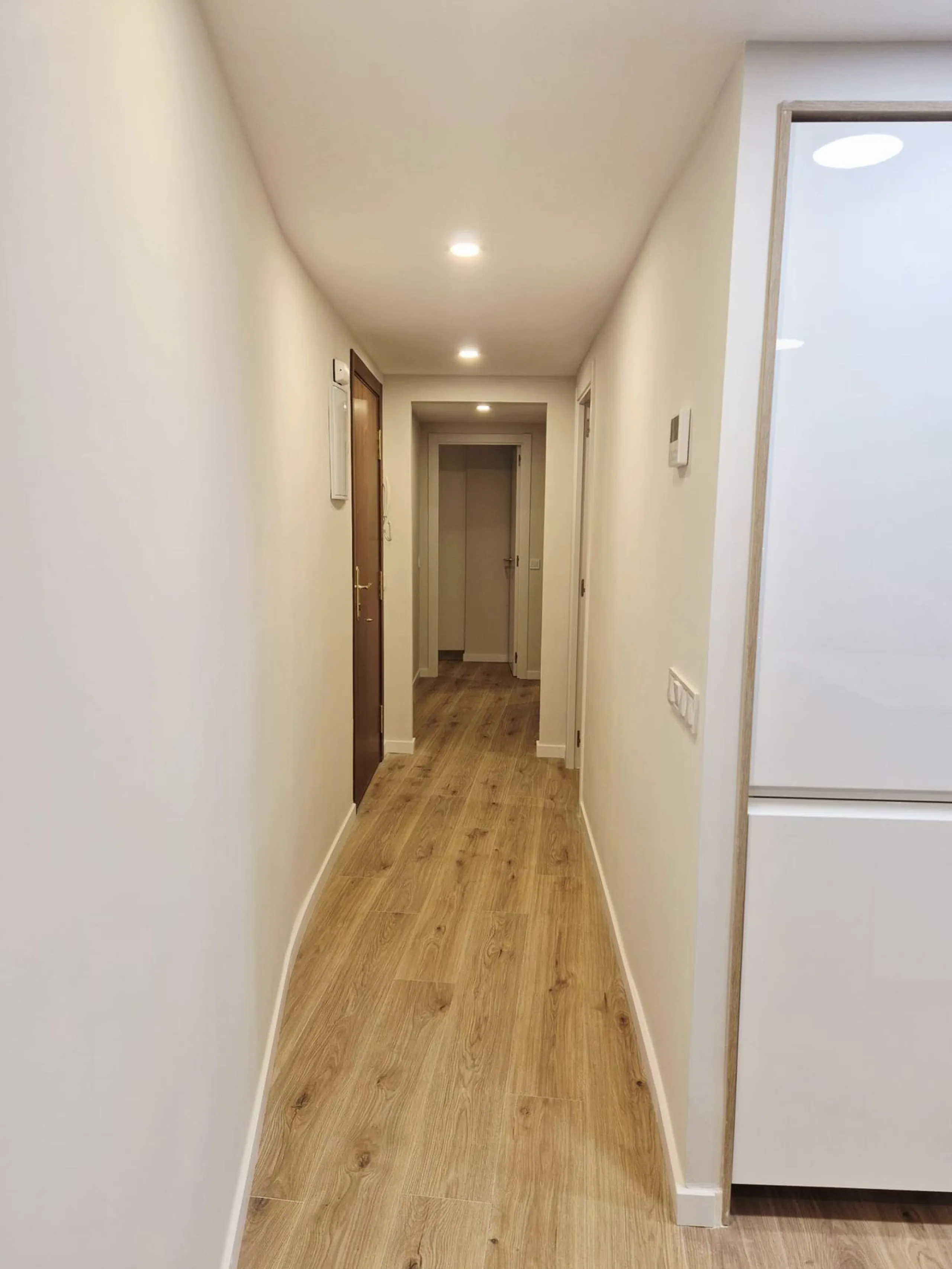 Apartment - Middle Floor Apartment в продаже в Fuengirola, Málaga. В доме 3 спален и 1 ванных комнат. Площадь дома 100 м²
