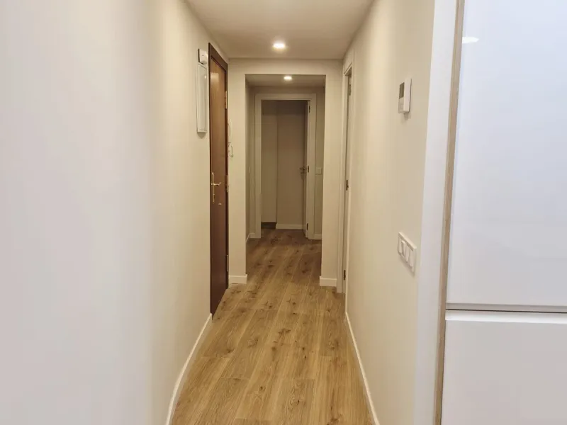 Apartment - Middle Floor Apartment в продаже в Fuengirola, Málaga. В доме 3 спален и 1 ванных комнат. Площадь дома 100 м²