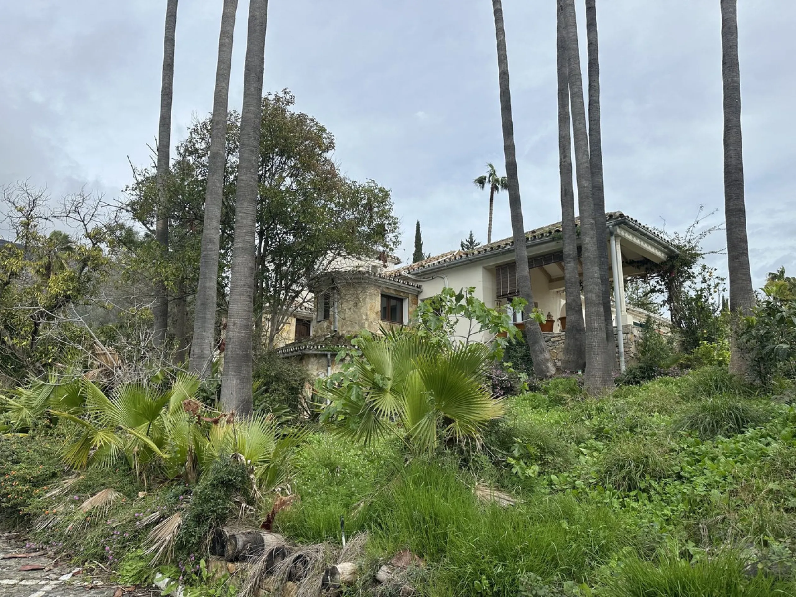 Plot - Residential Plot в продаже в Marbella, Málaga. Площадь участка 4259 м²