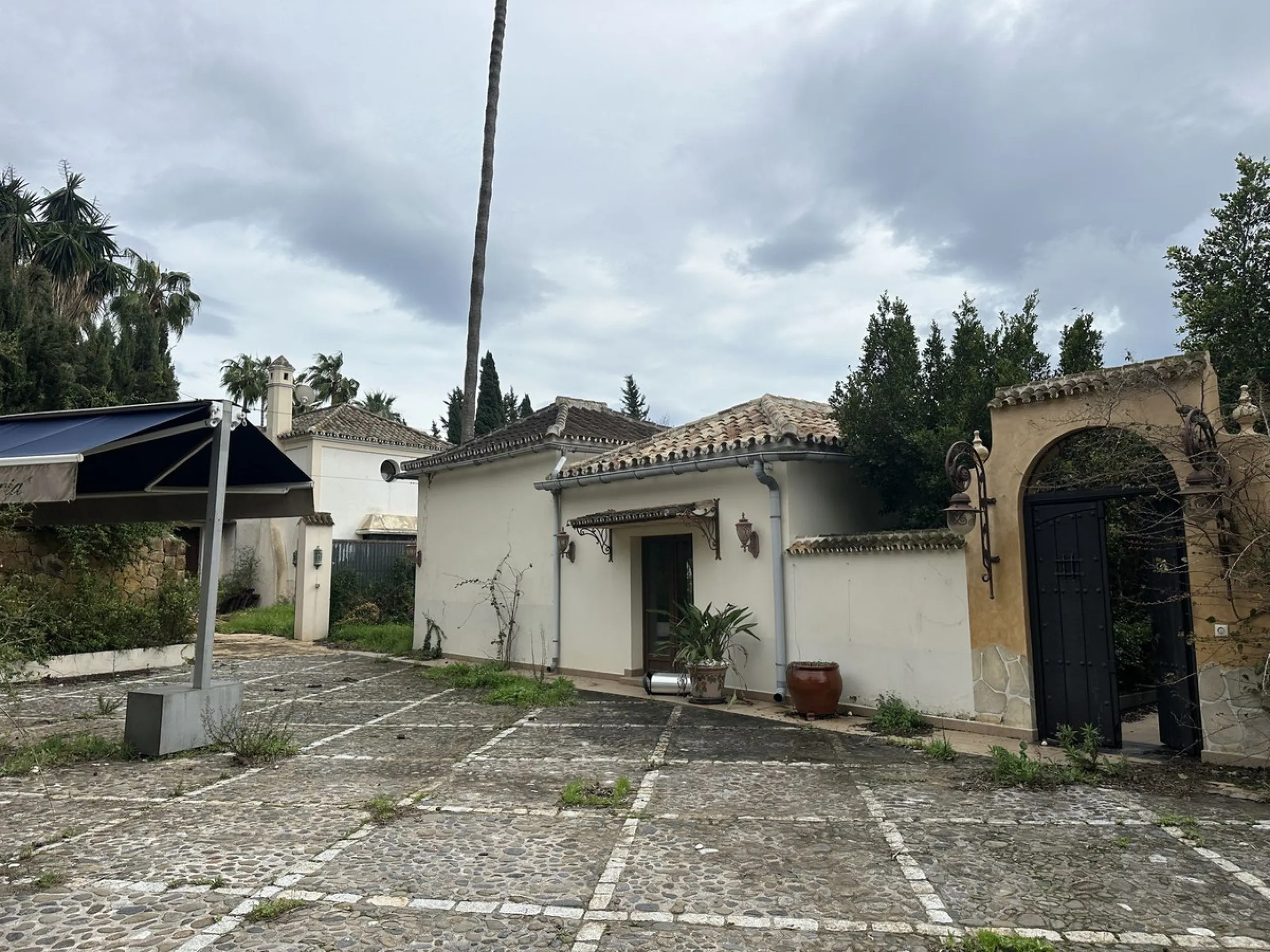 Plot - Residential Plot в продаже в Marbella, Málaga. Площадь участка 4259 м²