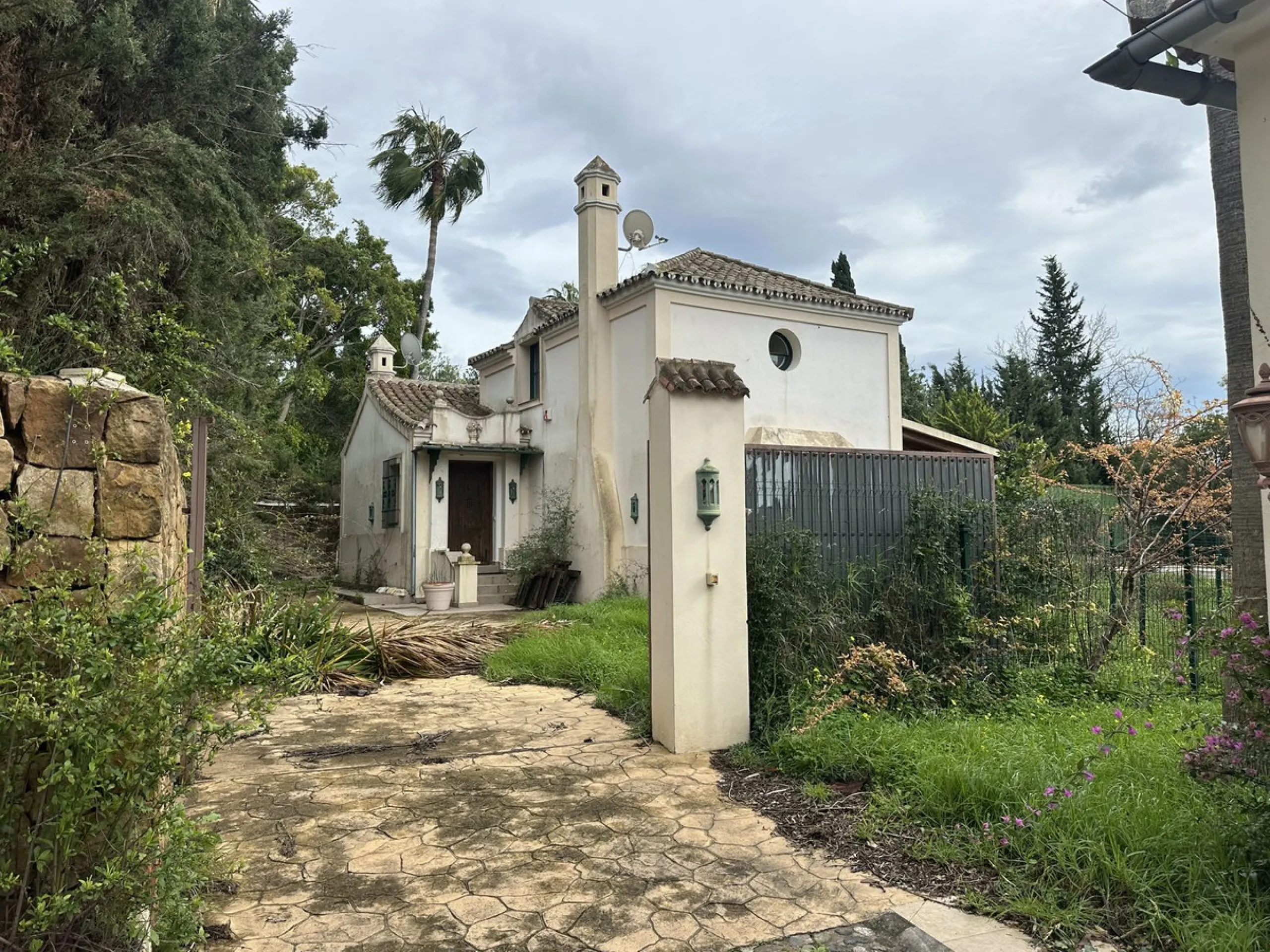 Plot - Residential Plot в продаже в Marbella, Málaga. Площадь участка 4259 м²