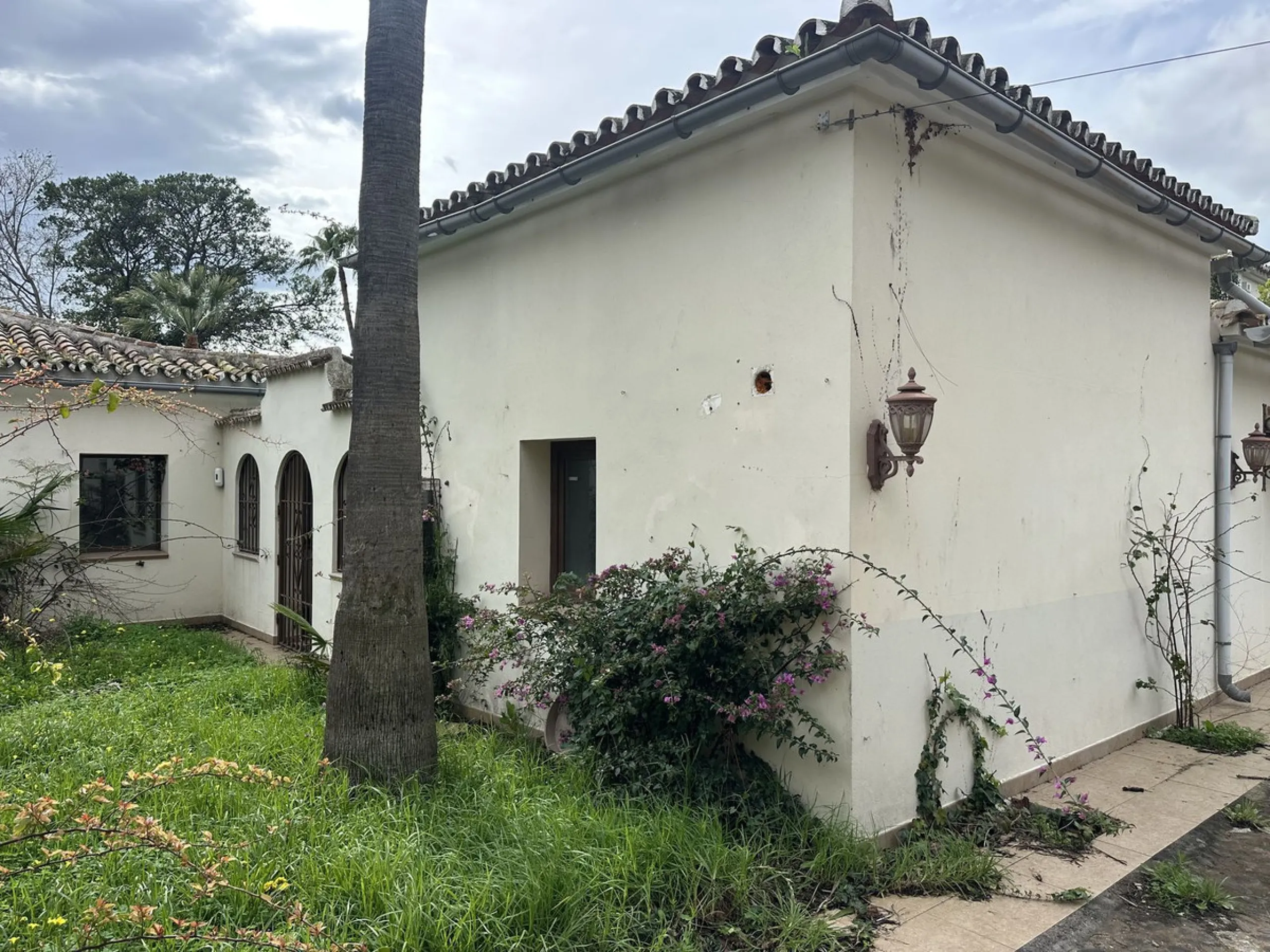 Plot - Residential Plot в продаже в Marbella, Málaga. Площадь участка 4259 м²