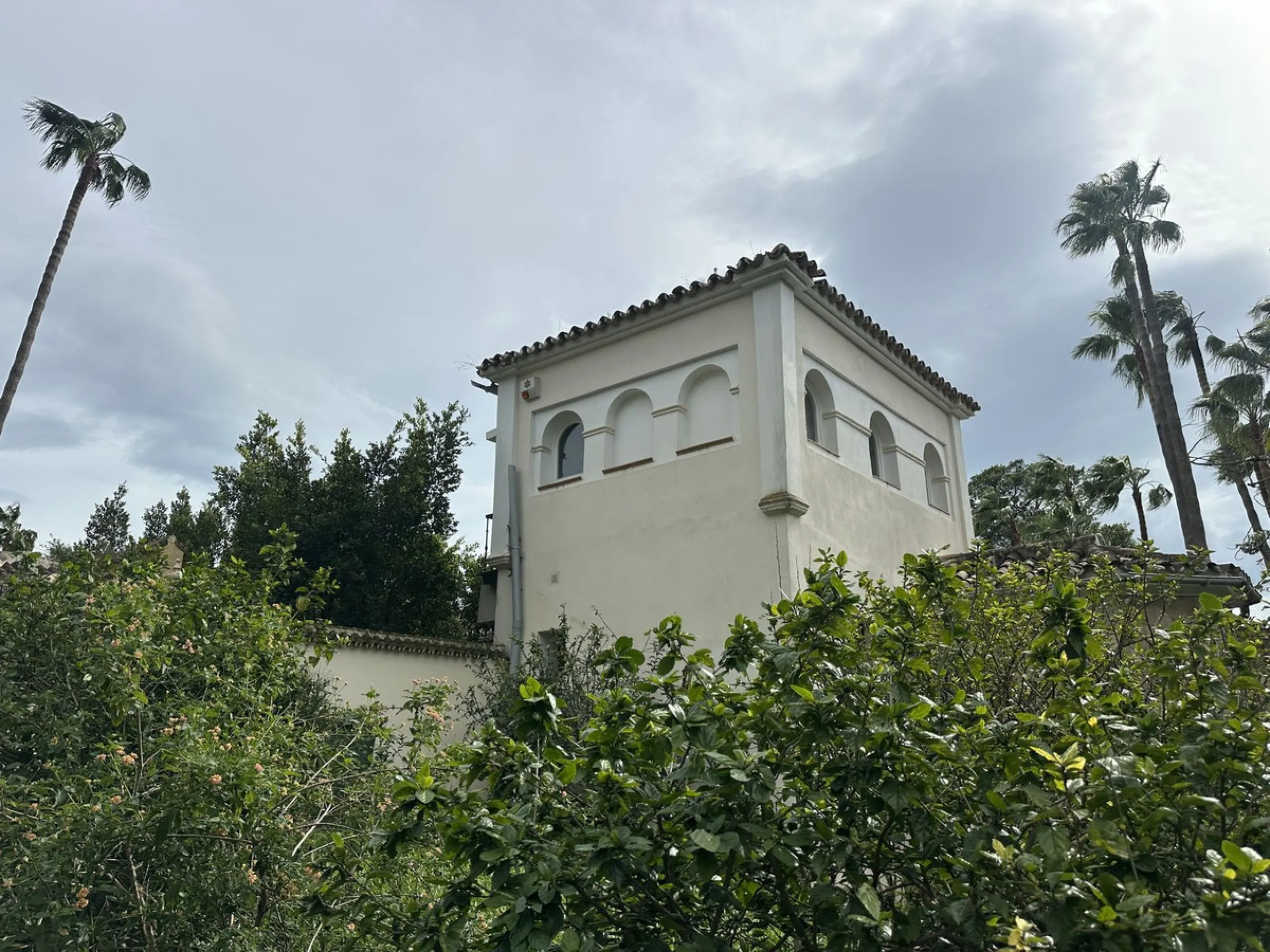 Plot - Residential Plot в продаже в Marbella, Málaga. Площадь участка 4259 м²