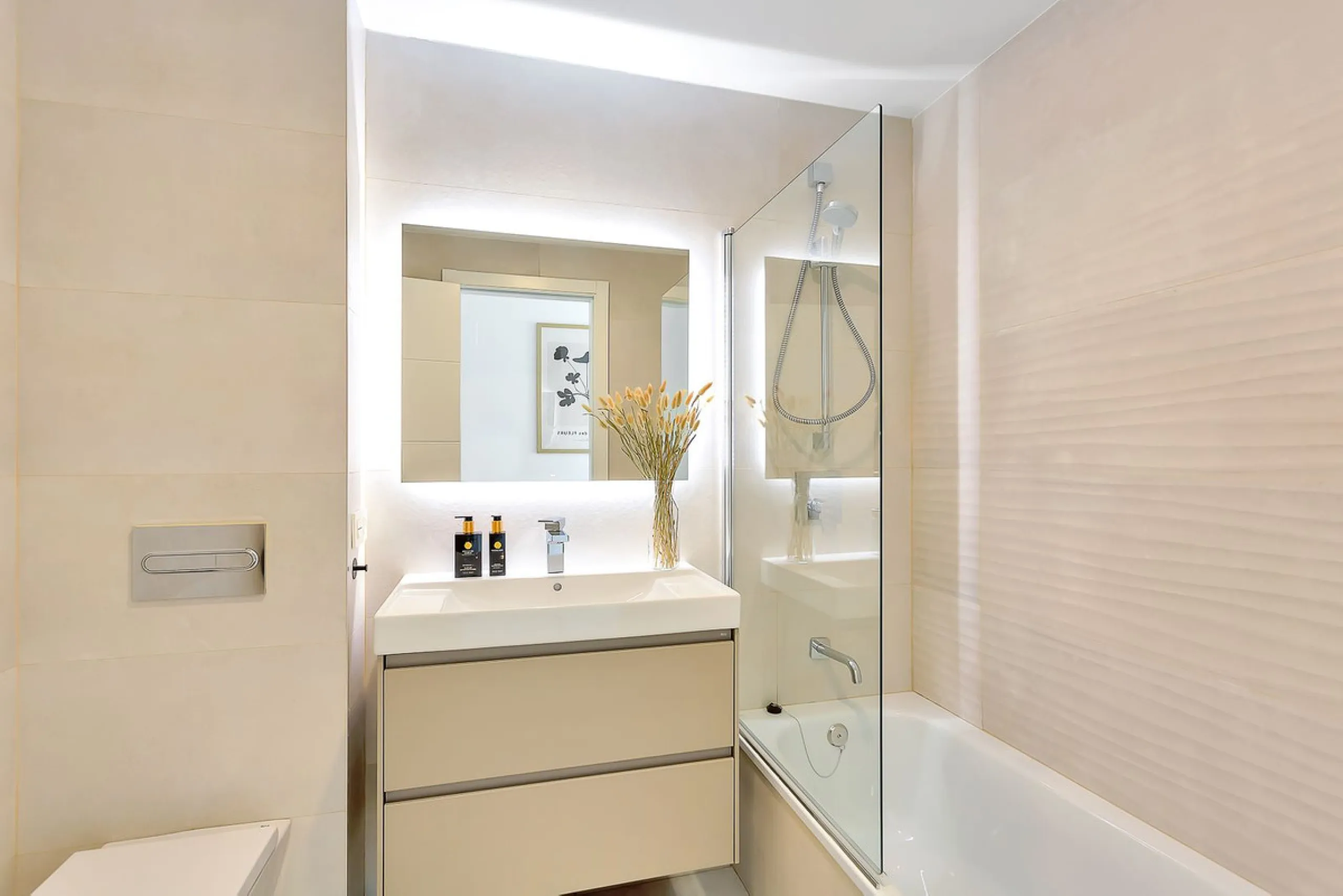 PROPERTY WITH VALID AND TRANSFERABLE TOURISTIC LICENSE!