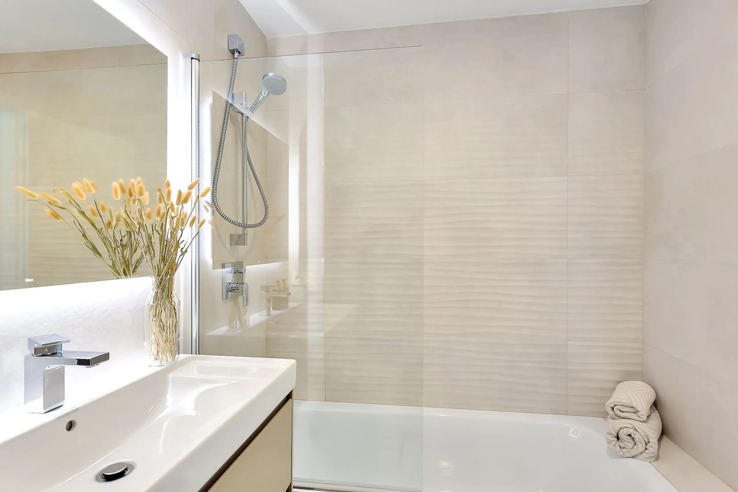 PROPERTY WITH VALID AND TRANSFERABLE TOURISTIC LICENSE!