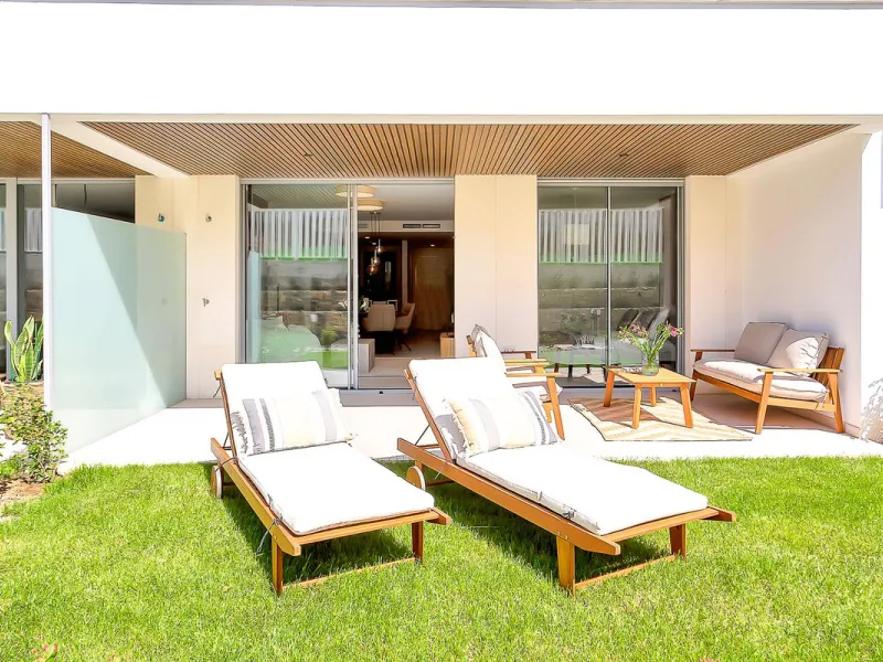 PROPERTY WITH VALID AND TRANSFERABLE TOURISTIC LICENSE!