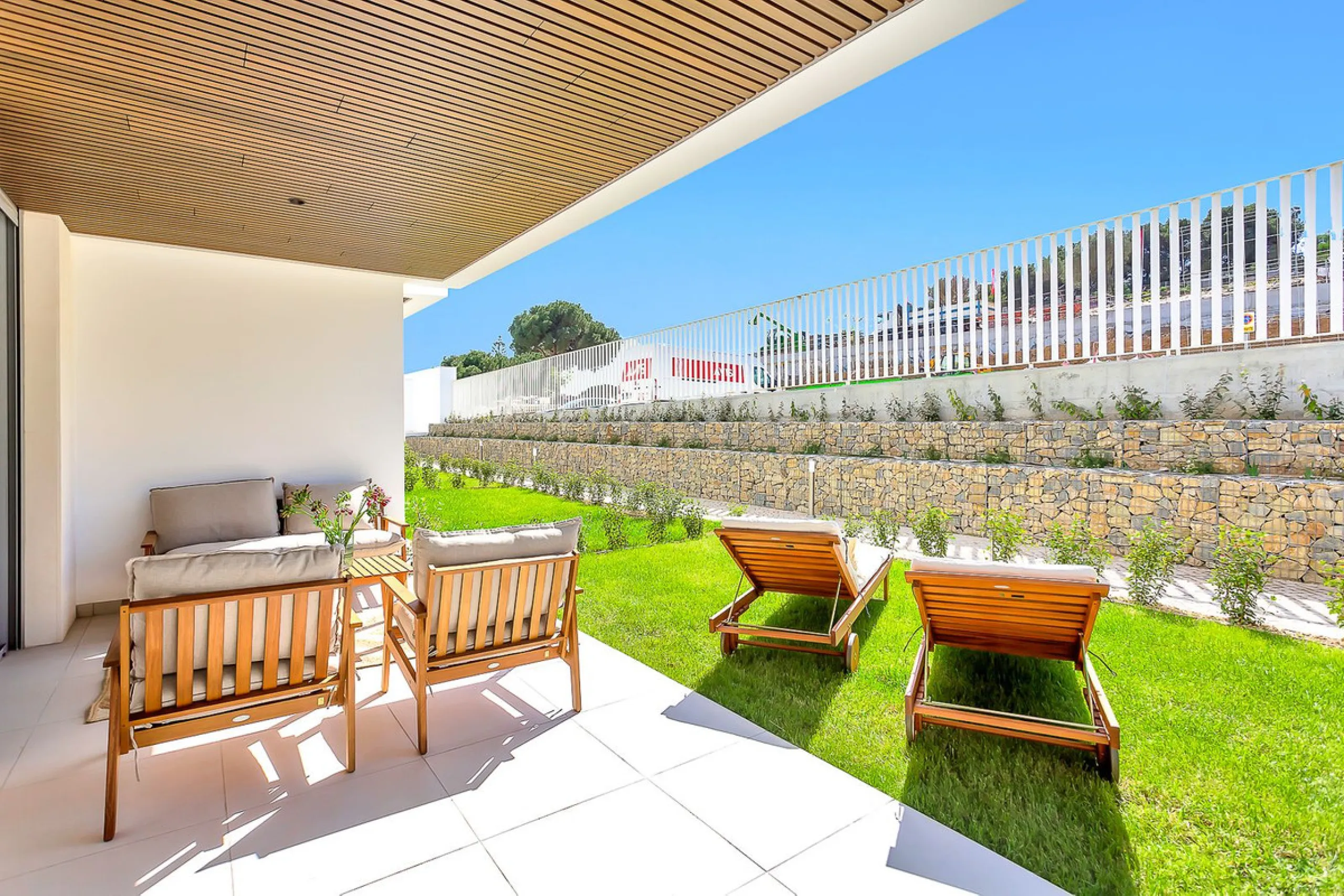 PROPERTY WITH VALID AND TRANSFERABLE TOURISTIC LICENSE!