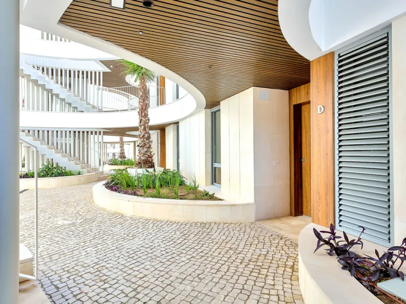 PROPERTY WITH VALID AND TRANSFERABLE TOURISTIC LICENSE!