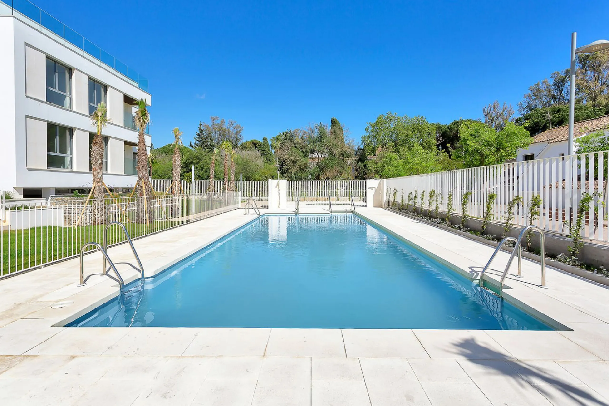 PROPERTY WITH VALID AND TRANSFERABLE TOURISTIC LICENSE!