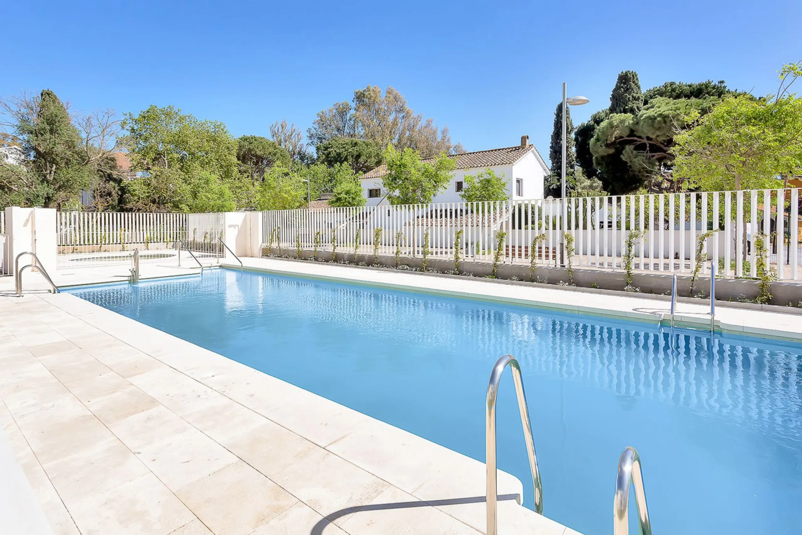 PROPERTY WITH VALID AND TRANSFERABLE TOURISTIC LICENSE!