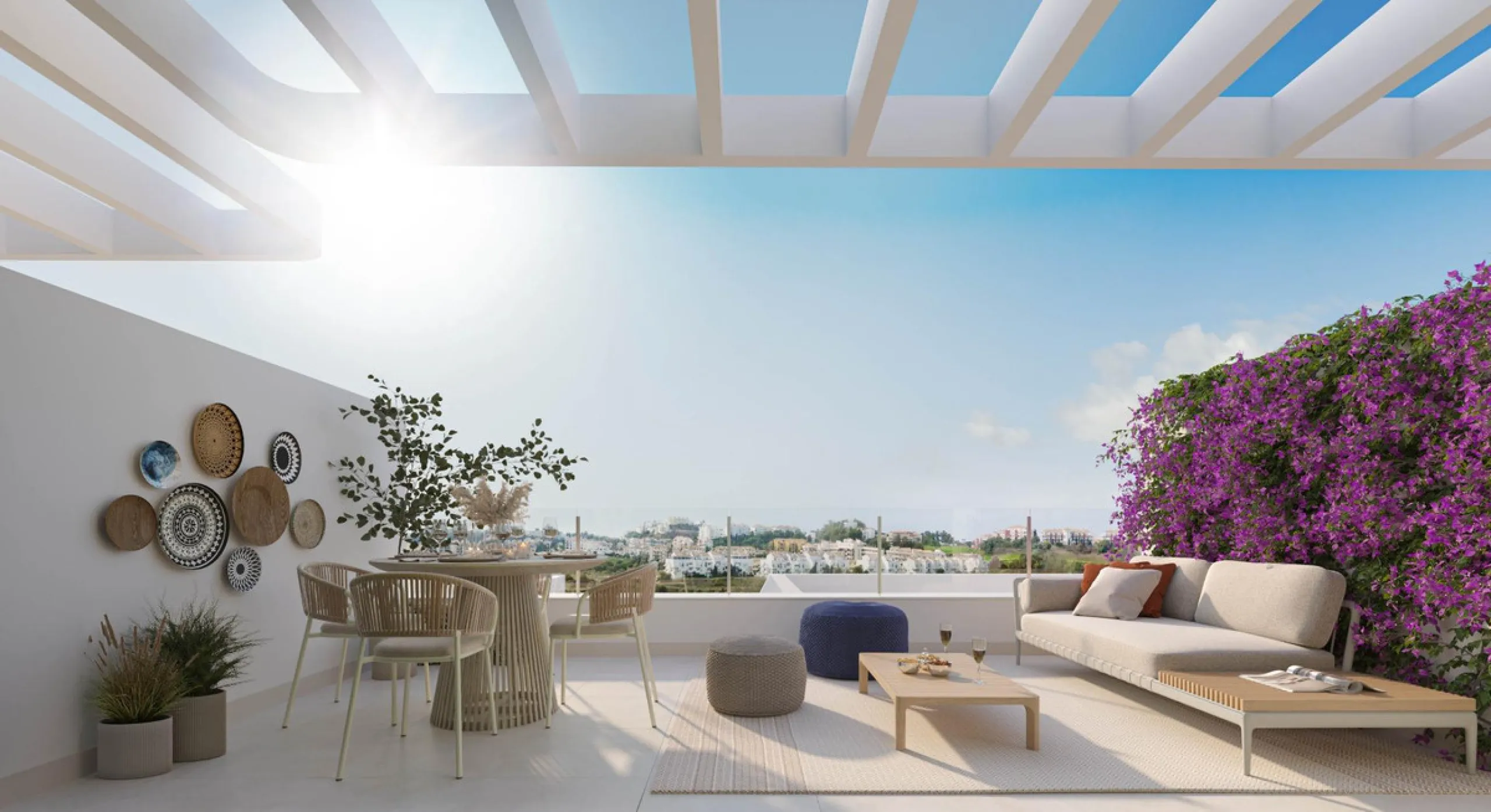 Discover this exclusive penthouse in Mijas Costa, located in a privileged setting next to Calanova Golf Club, one of the most renowned golf courses on the Costa del Sol. The property is situated in an elevated urbanization, allowing you to enjoy stunning 