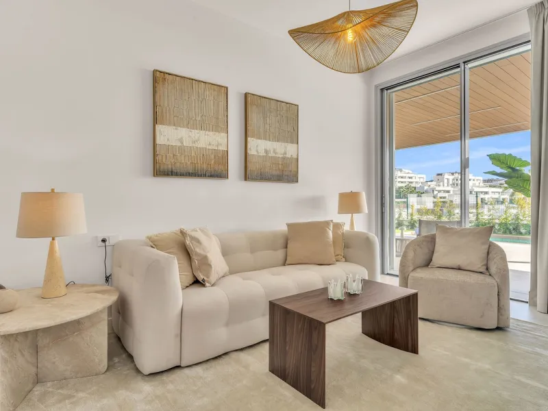 Apartment - Ground Floor Apartment в продаже в Marbella, Málaga. В доме 4 спален и 5 ванных комнат. Площадь дома 239 м². Площадь участка 159 м²