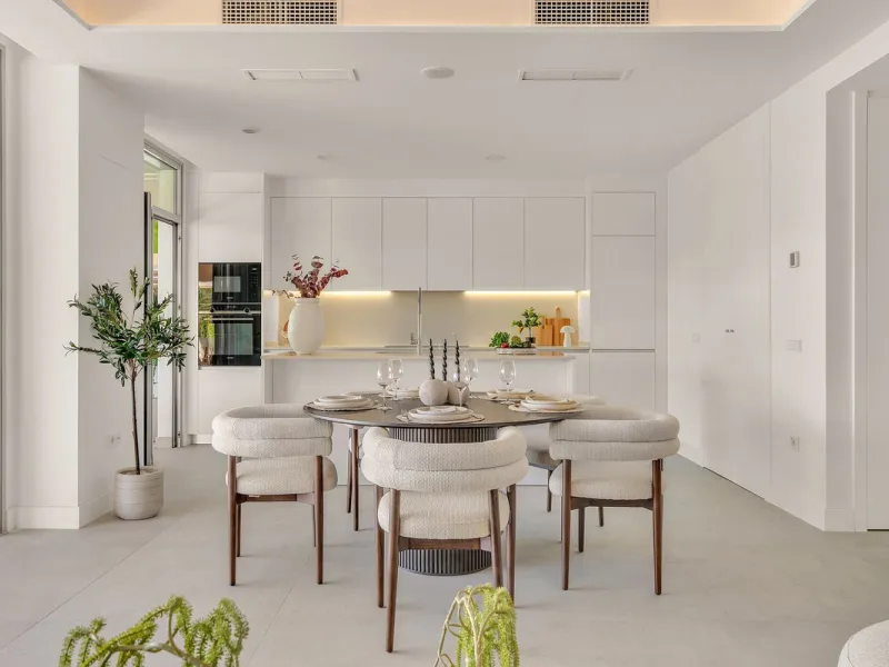 Apartment - Ground Floor Apartment в продаже в Marbella, Málaga. В доме 4 спален и 5 ванных комнат. Площадь дома 239 м². Площадь участка 159 м²