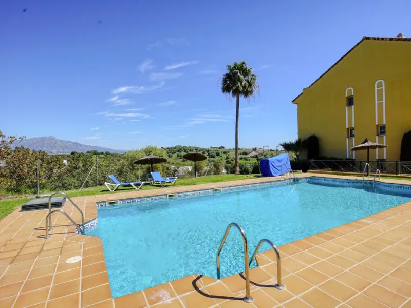 Elegant Duplex Penthouse with Panoramic Sea, Mountain & Golf Views – Bel-Air