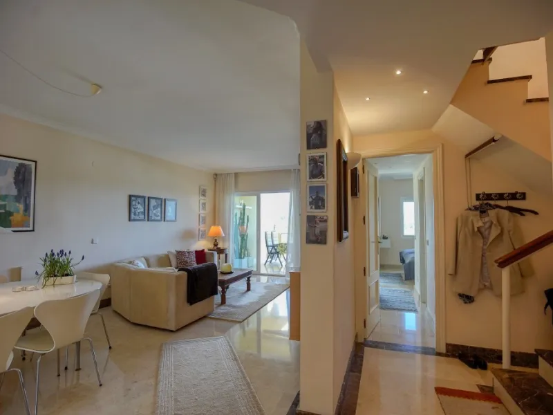Elegant Duplex Penthouse with Panoramic Sea, Mountain & Golf Views – Bel-Air