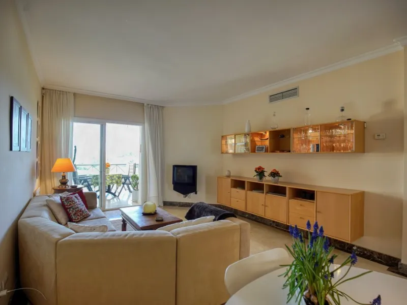 Elegant Duplex Penthouse with Panoramic Sea, Mountain & Golf Views – Bel-Air
