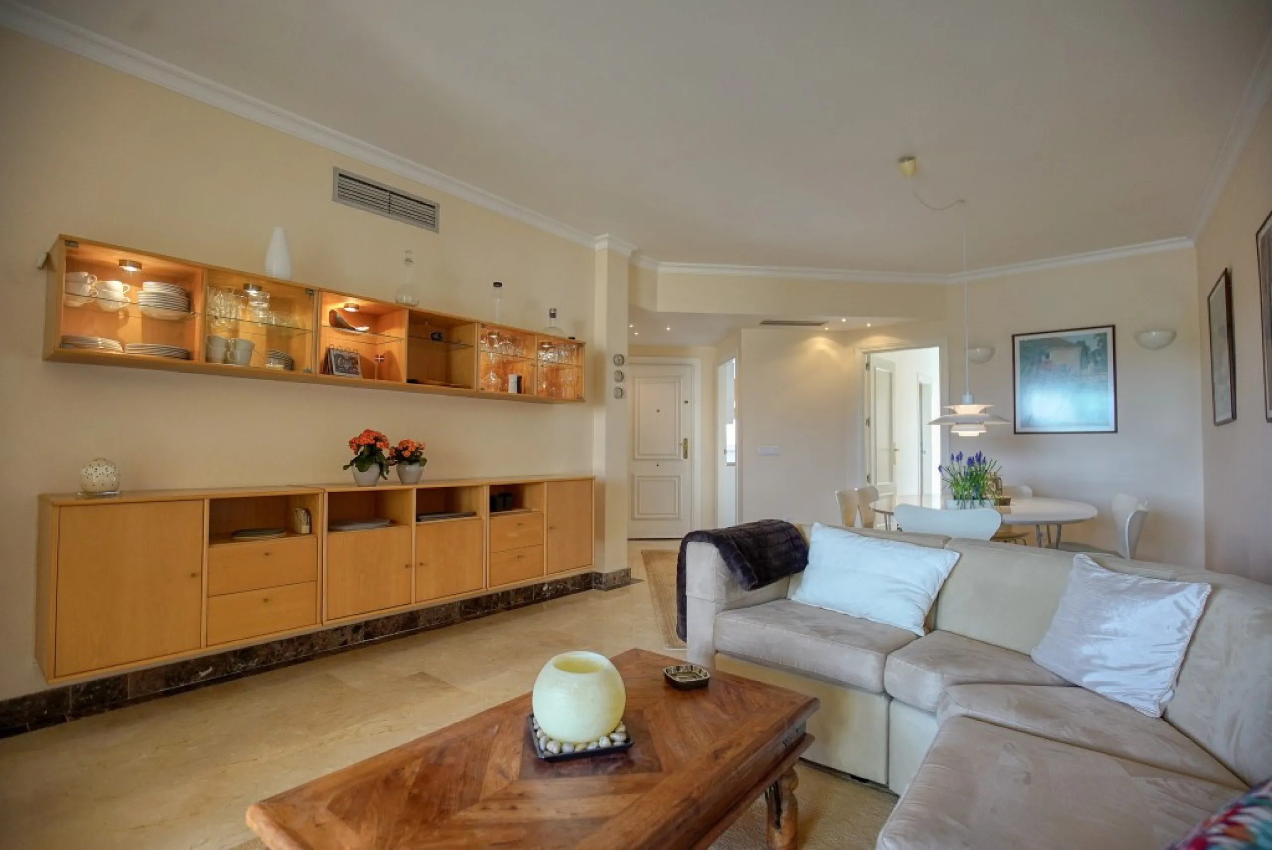 Elegant Duplex Penthouse with Panoramic Sea, Mountain & Golf Views – Bel-Air
