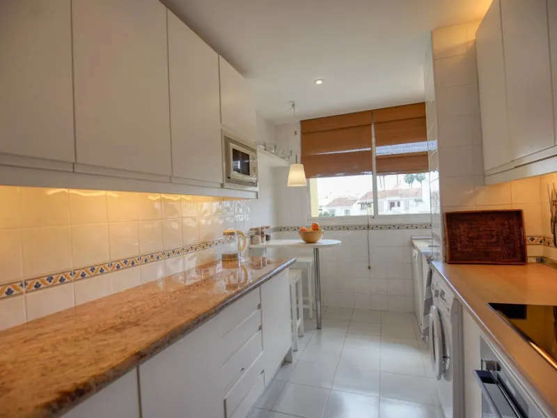 Elegant Duplex Penthouse with Panoramic Sea, Mountain & Golf Views – Bel-Air