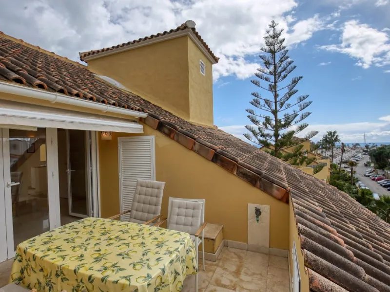 Elegant Duplex Penthouse with Panoramic Sea, Mountain & Golf Views – Bel-Air