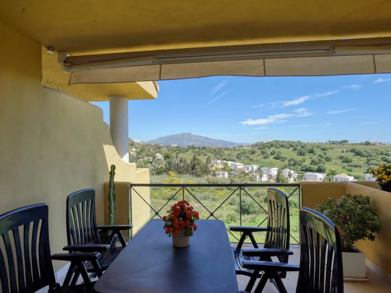 Elegant Duplex Penthouse with Panoramic Sea, Mountain & Golf Views – Bel-Air