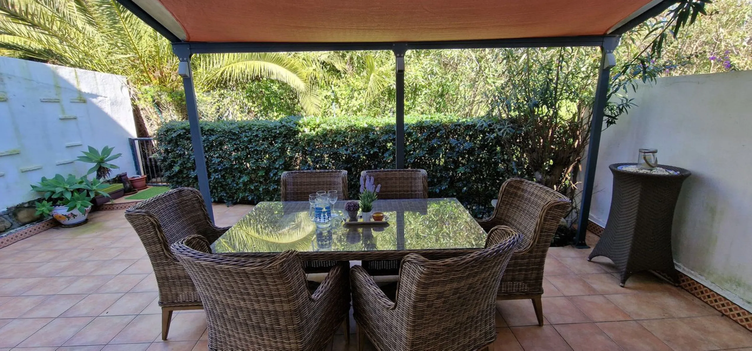 Jardines del Golf, La Duquesa