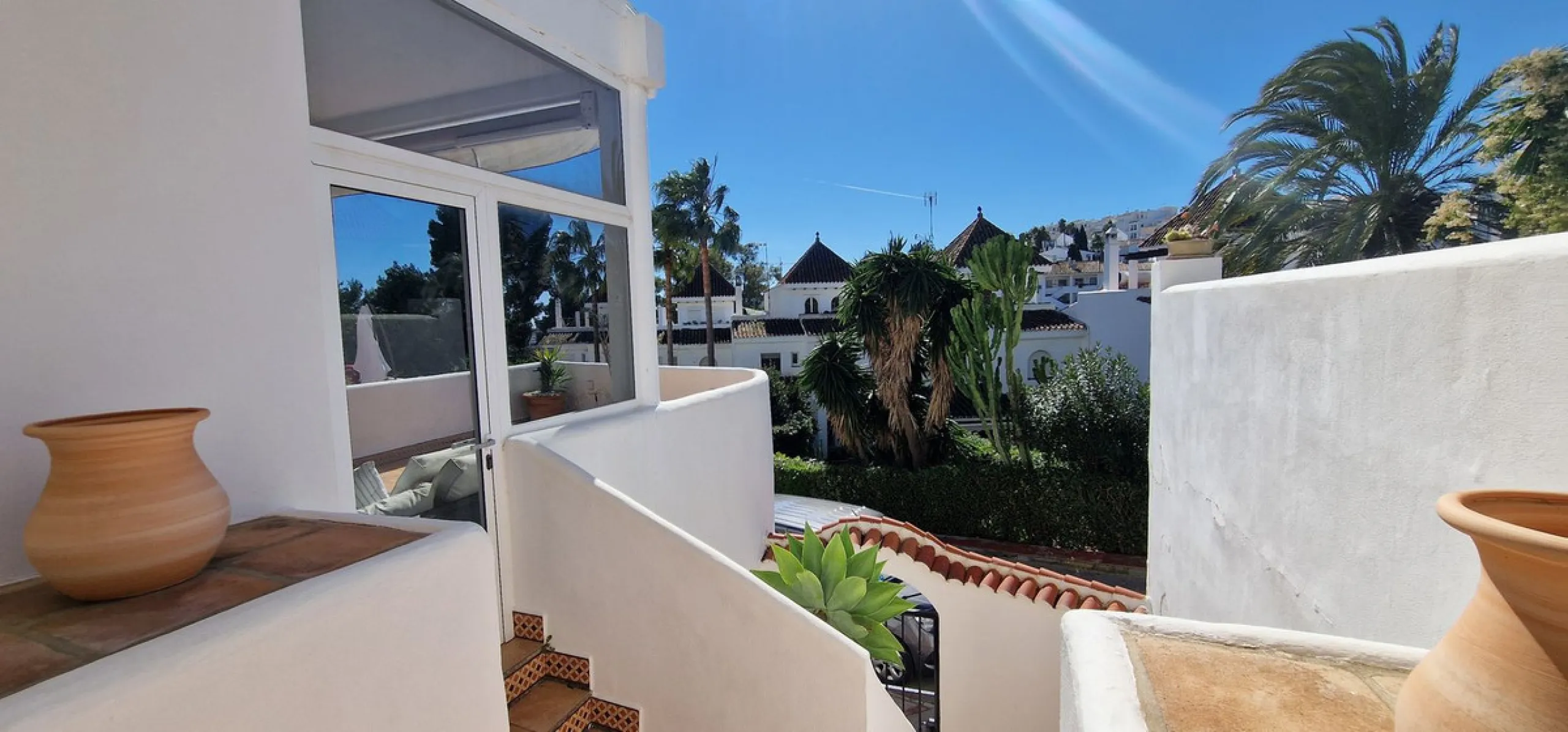 Jardines del Golf, La Duquesa
