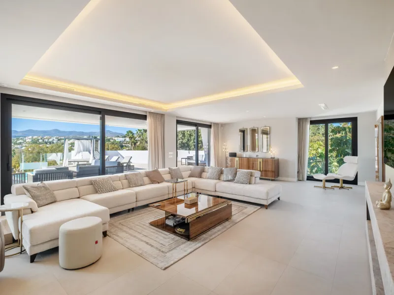 This exceptional luxury villa combines contemporary design, comfort, and high-quality finishes throughout.