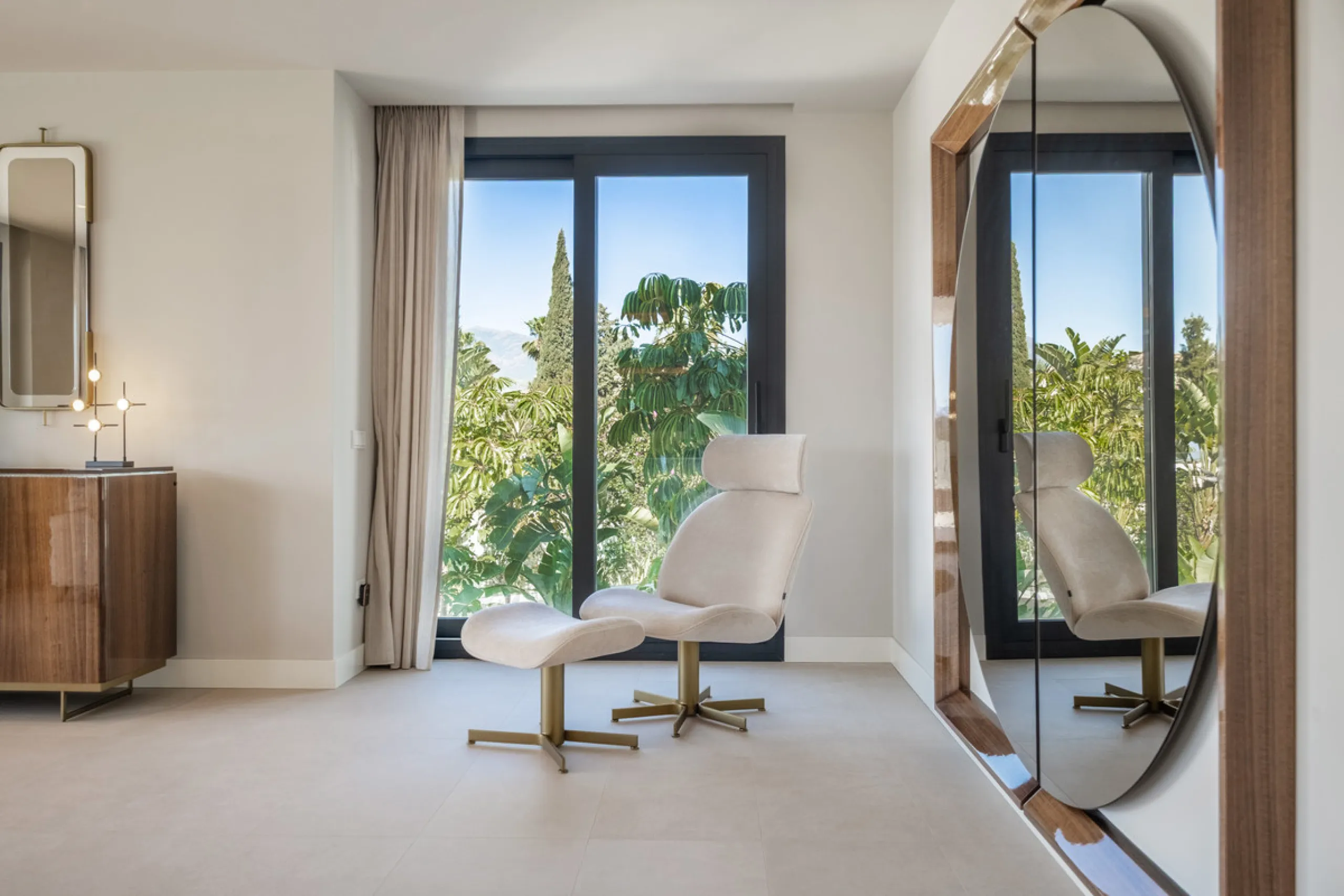 This exceptional luxury villa combines contemporary design, comfort, and high-quality finishes throughout.