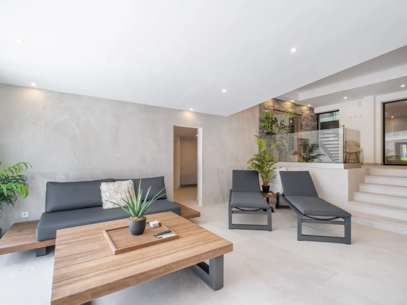 This exceptional luxury villa combines contemporary design, comfort, and high-quality finishes throughout.