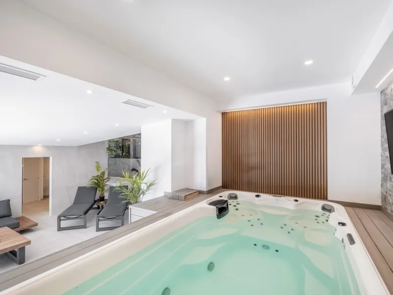 This exceptional luxury villa combines contemporary design, comfort, and high-quality finishes throughout.