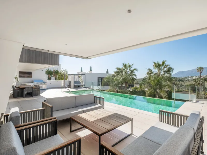This exceptional luxury villa combines contemporary design, comfort, and high-quality finishes throughout.