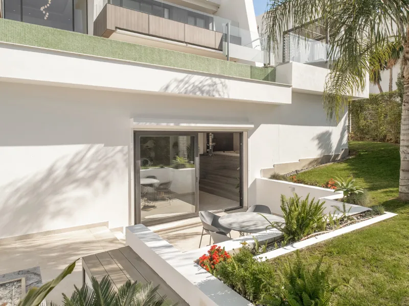 This exceptional luxury villa combines contemporary design, comfort, and high-quality finishes throughout.