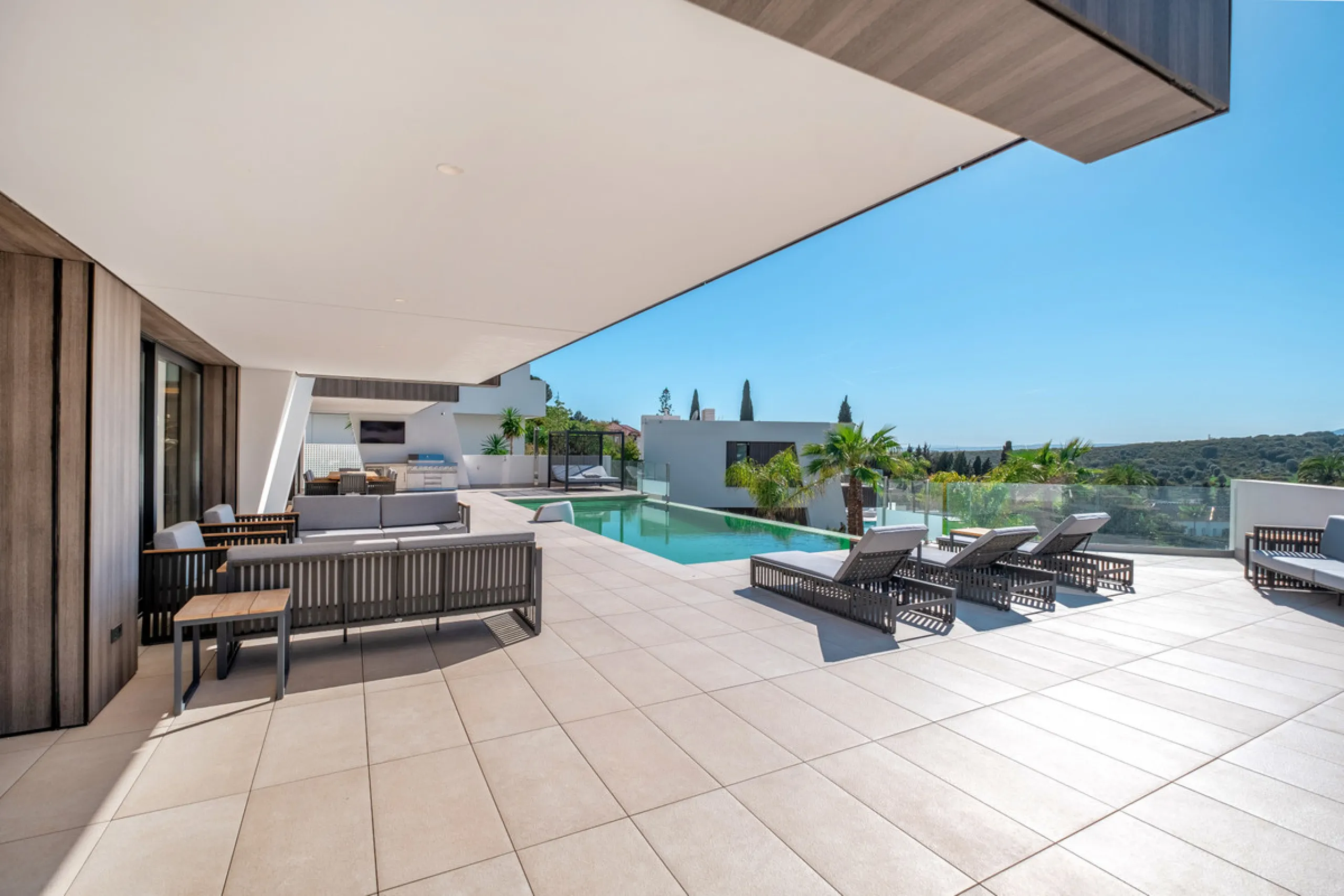 This exceptional luxury villa combines contemporary design, comfort, and high-quality finishes throughout.
