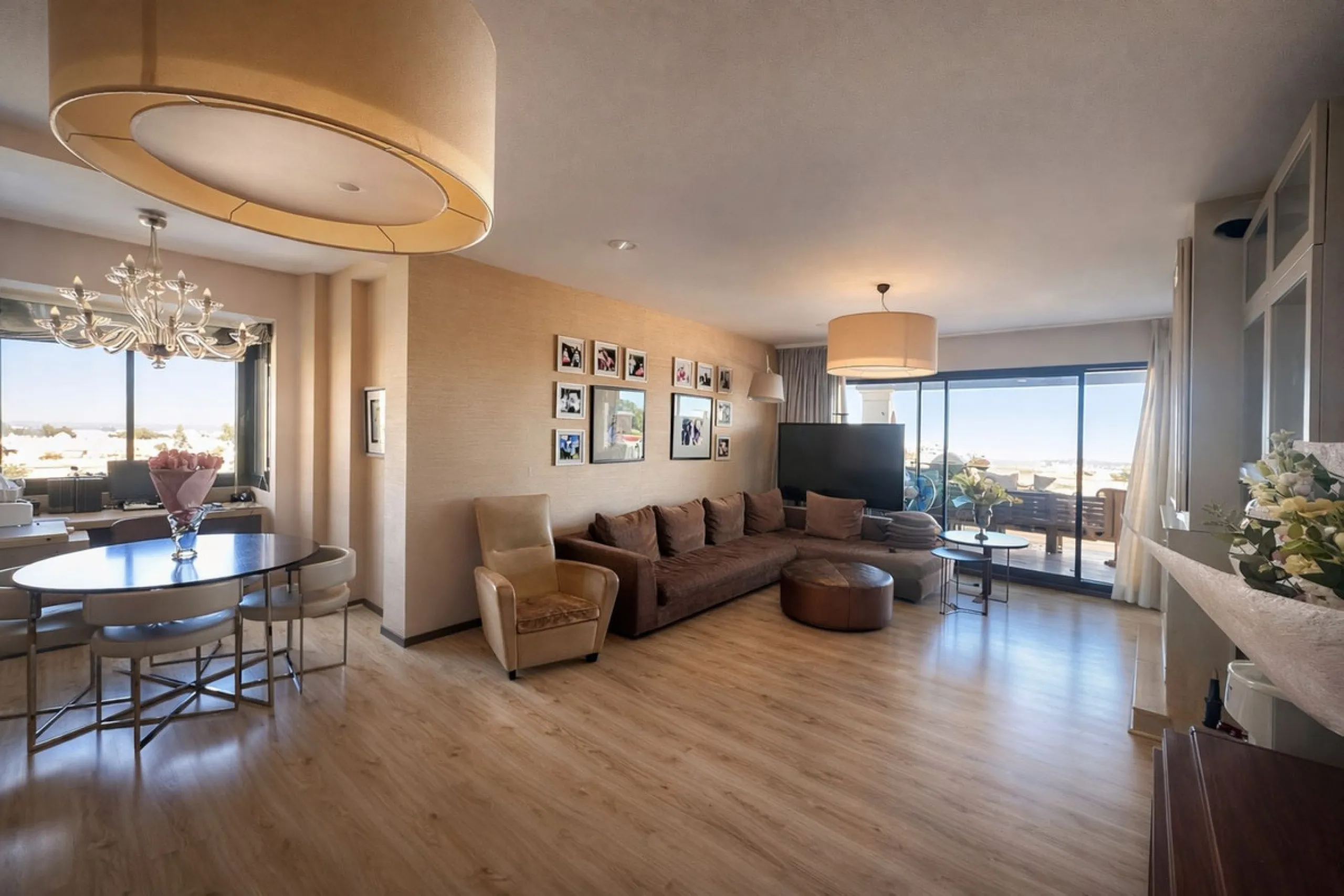 Exceptional penthouse with magnificent panoramic views of the sea, mountains and surrounding golf course.  A Private  Retreat in One of the Costa del Sol's Most Prestigious Developments