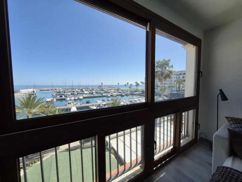 Apartment - Penthouse Duplex в продаже в Manilva, Málaga. В доме 3 спален и 2 ванных комнат. Площадь дома 156 м²